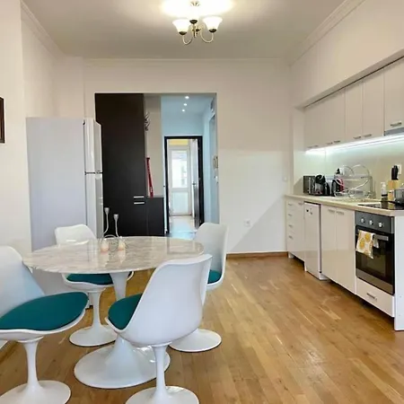 Appartamento 2bd On Vitosha Street By Cosher Sofia