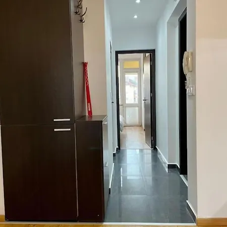 Διαμέρισμα 2bd On Vitosha Street By Cosher Σόφια